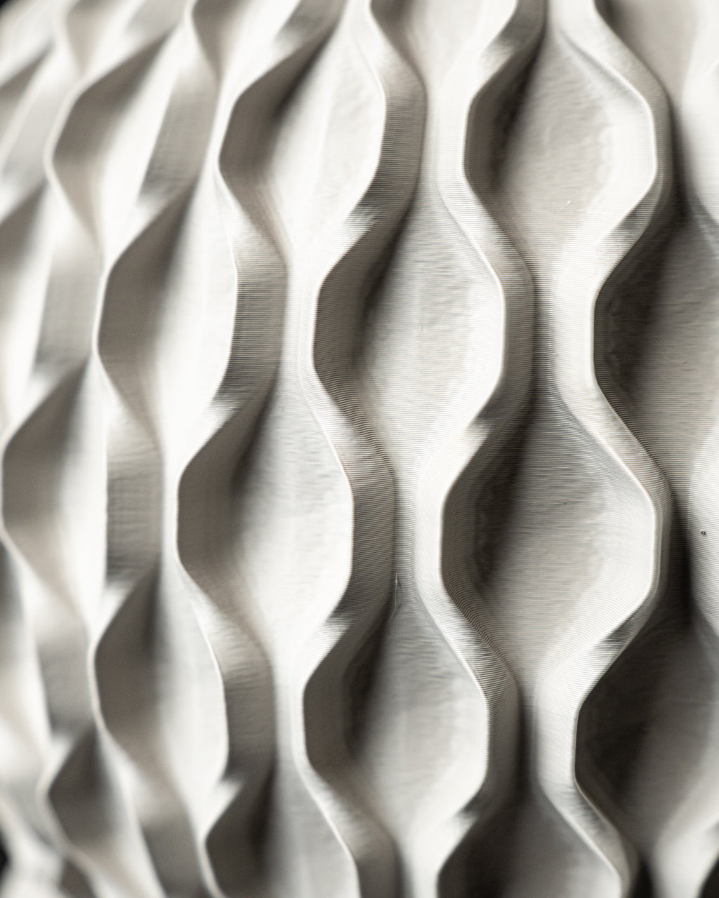 ONDA — Sculptural Planter