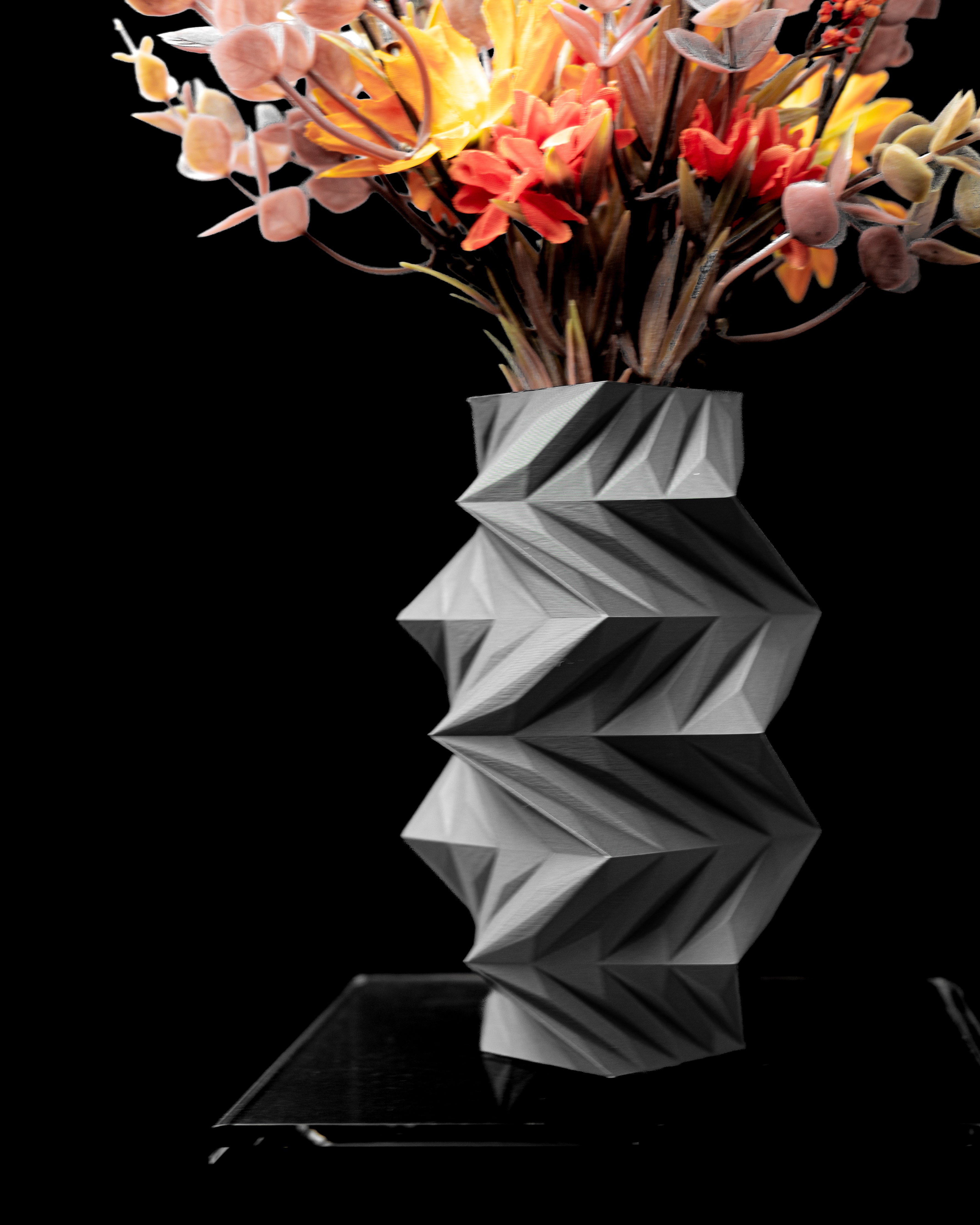 ORIGAMI — Sculptural Vase