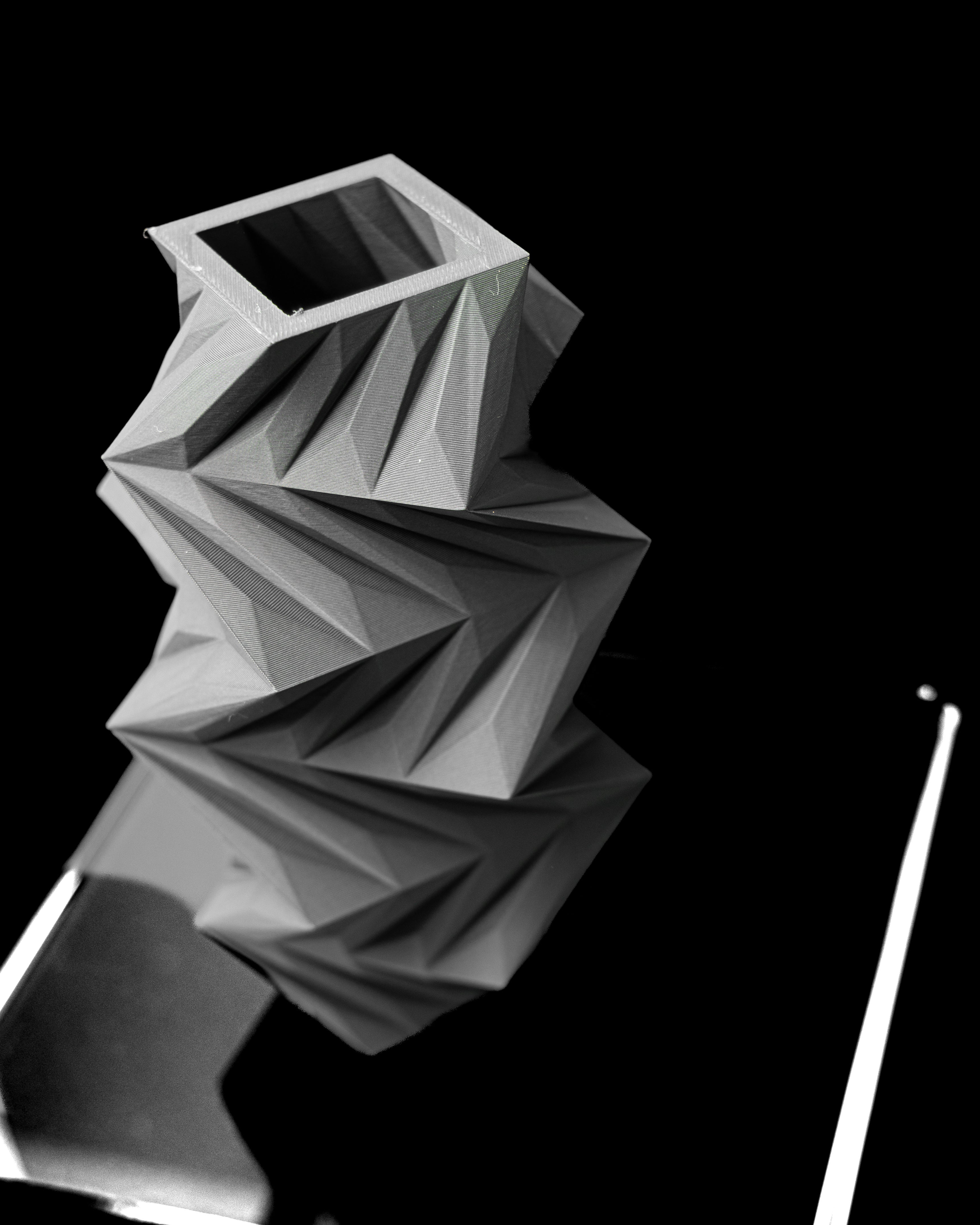ORIGAMI — Sculptural Vase