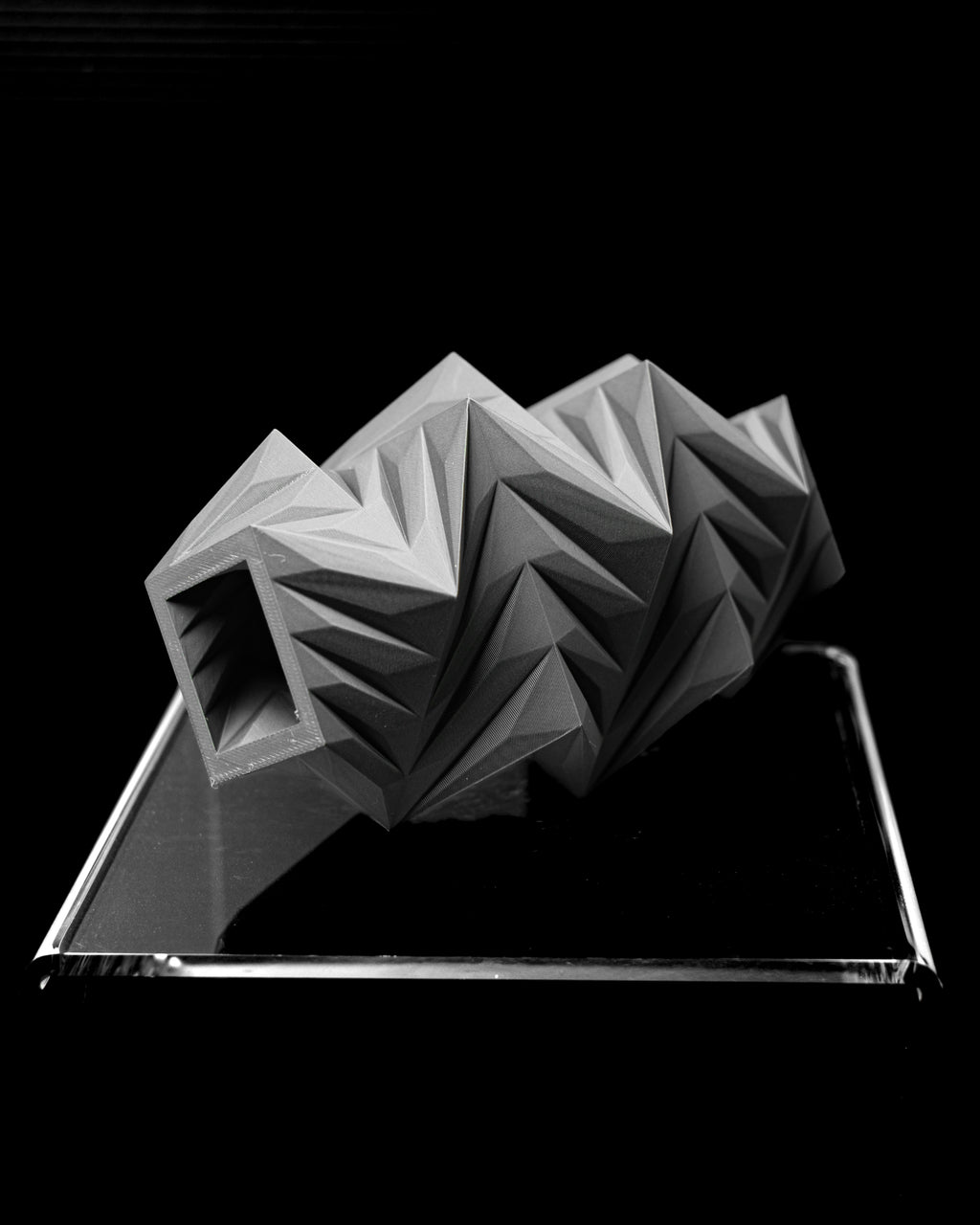 ORIGAMI — Sculptural Vase