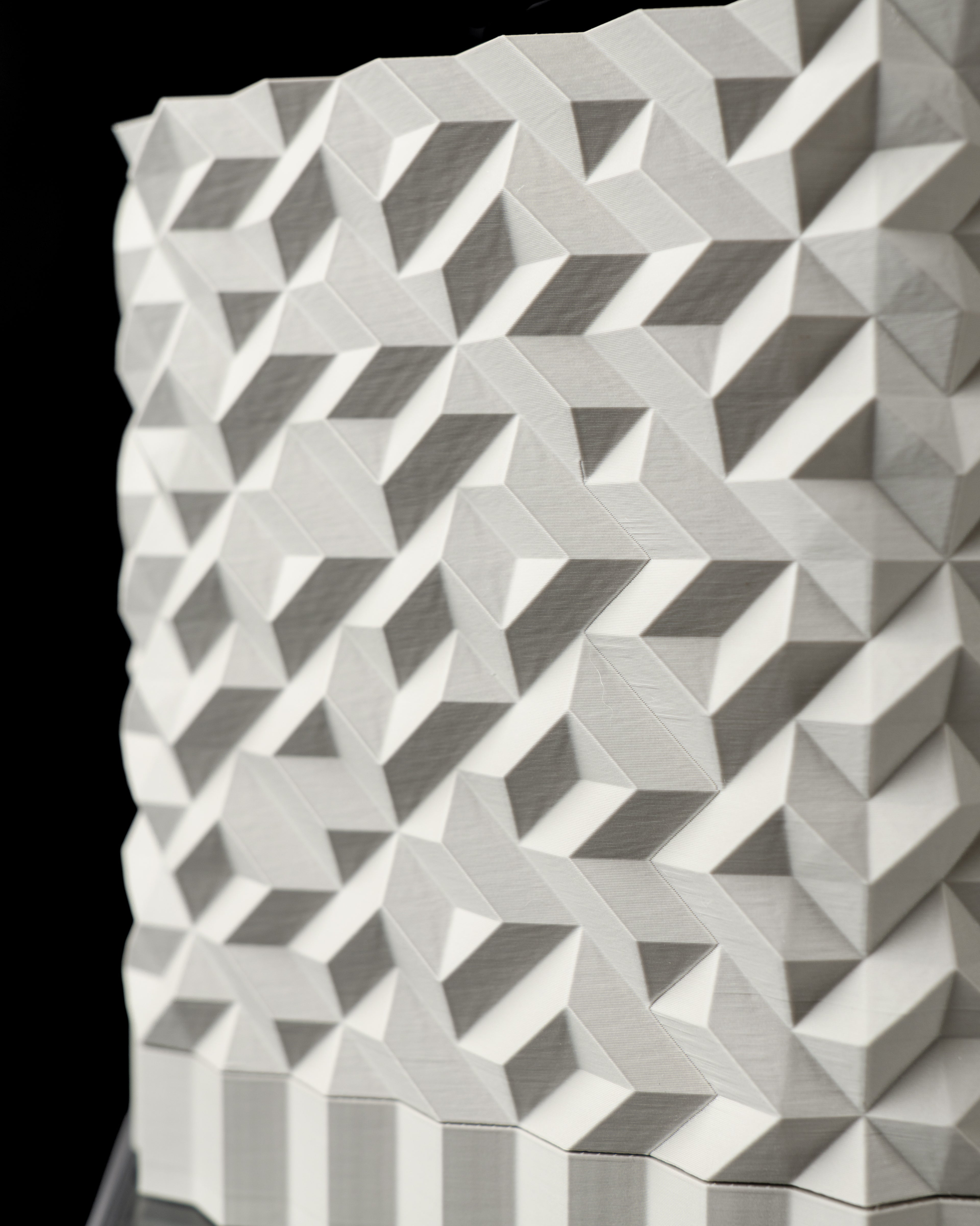 CRISTAL — Sculptural Planter