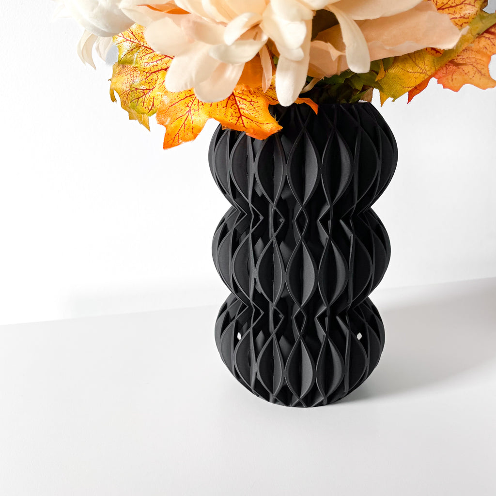 ESPIRAL — Sculptural Vase