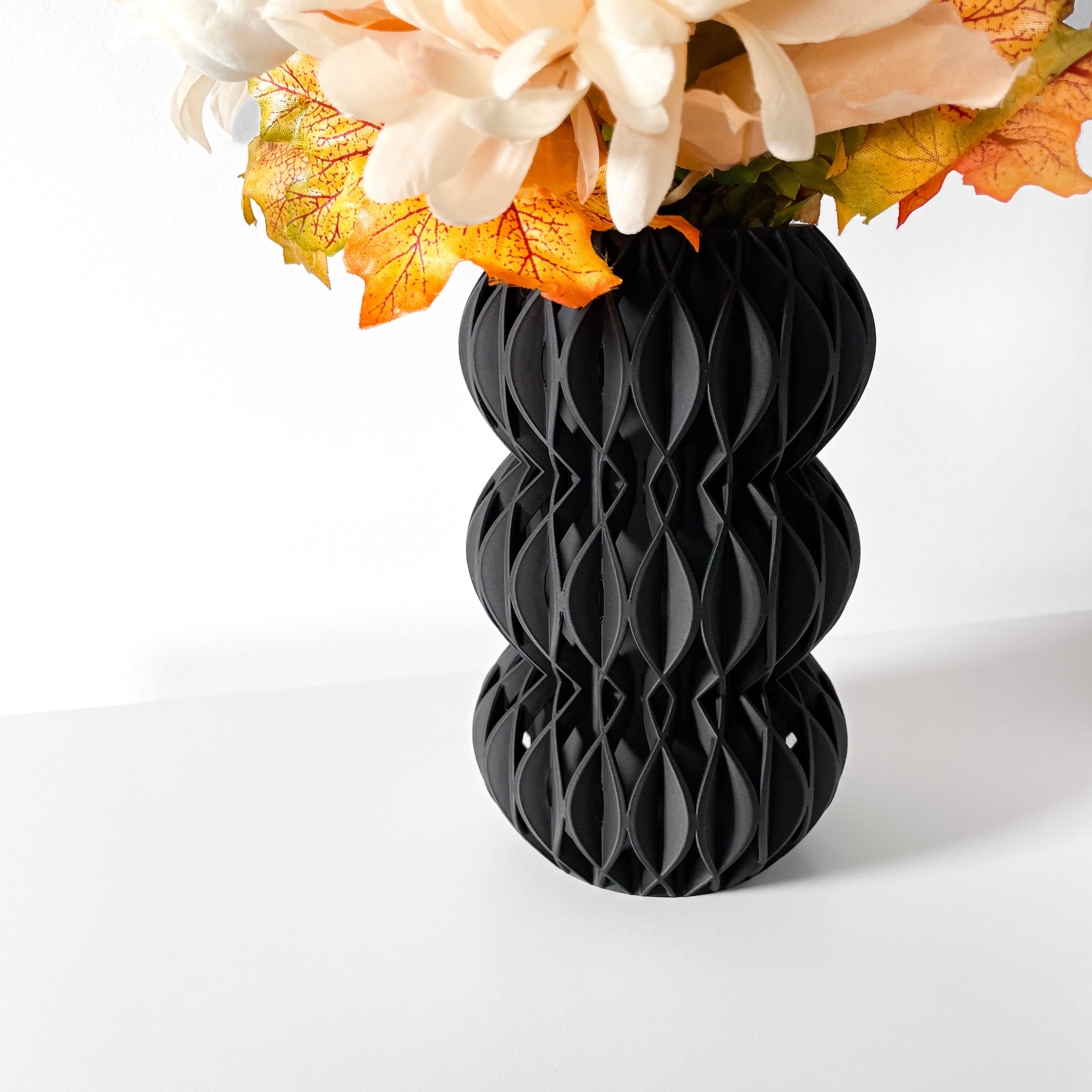 ESPIRAL — Sculptural Vase