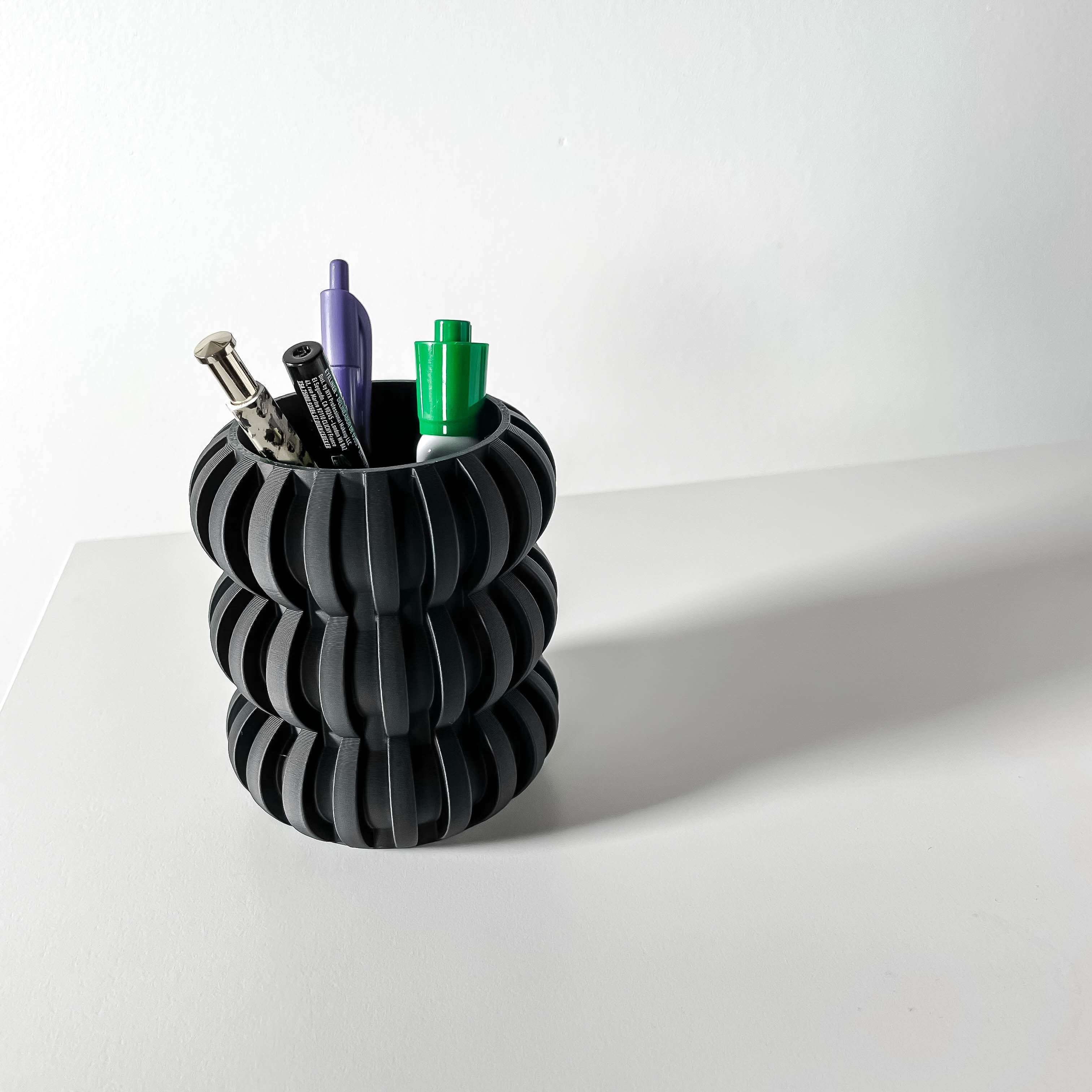 VERSO — Pen Holder